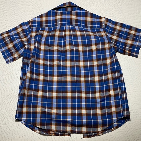 🌼 DC - Short Sleeve Shirt 🌼 - Picture 4 of 5